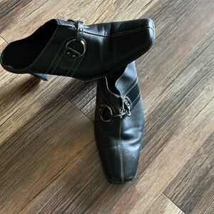 Black Leather Buckle Shoes